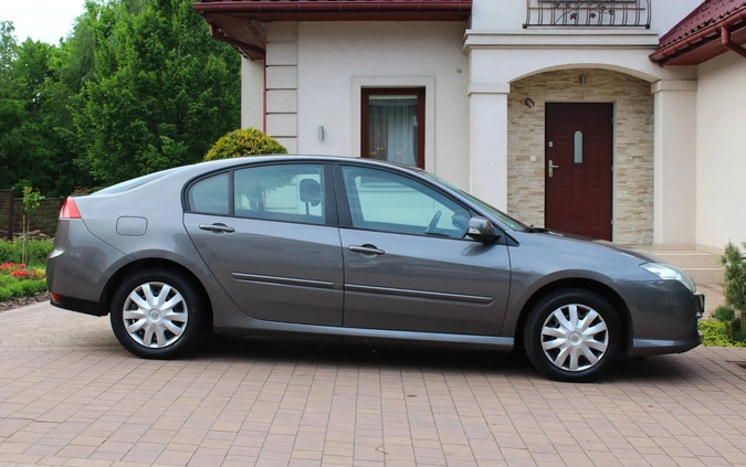 Renault Laguna cena 15999 przebieg: 234000, rok produkcji 2009 z Małomice małe 172